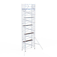 Rollgerüst Eurogerüst Original 135x305 12,2m Arbeitshöhe Carbonplattform gegen Fassade