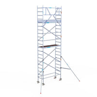 Echafaudage roulant Eurogerüst Original 75x190 hauteur de travail 7,2m contre la façade