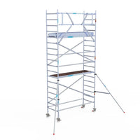 Rollgerüst Eurogerüst Original 90x250 6,2m Arbeitshöhe Carbonplattform gegen Fassade