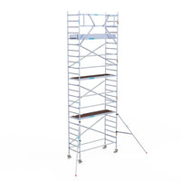 Rollgerüst Eurogerüst Original 90x250 8,2m Arbeitshöhe Carbonplattform gegen Fassade