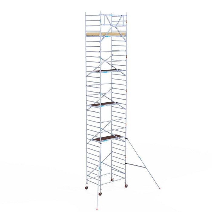 Rollgerüst Euroscaffold Basic 135x190 11,2m Arbeitshöhe Carbonplattform gegen Fassade - Gerüstexpress.de