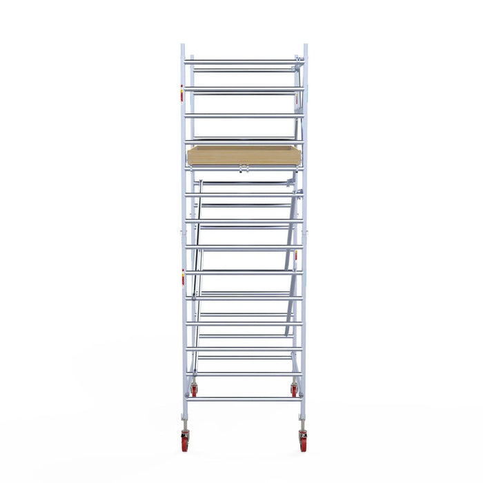 Rollgerüst Euroscaffold Basic 135x190 5,2m Arbeitshöhe an der Fassade - Gerüstexpress.de