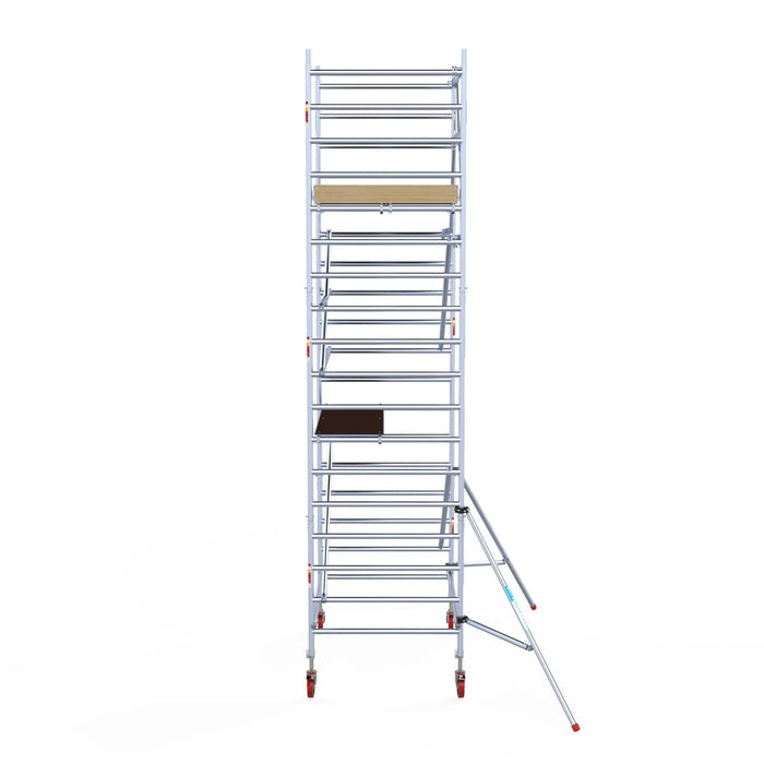 Rollgerüst Euroscaffold Basic 135x190 6,2m Arbeitshöhe an der Fassade - Gerüstexpress.de