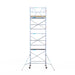 Rollgerüst Euroscaffold Basic 135x190 8,2m Arbeitshöhe Carbonplattform gegen Fassade - Gerüstexpress.de