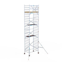 Rollgerüst Euroscaffold Basic 135x190 9,2m Arbeitshöhe an der Fassade