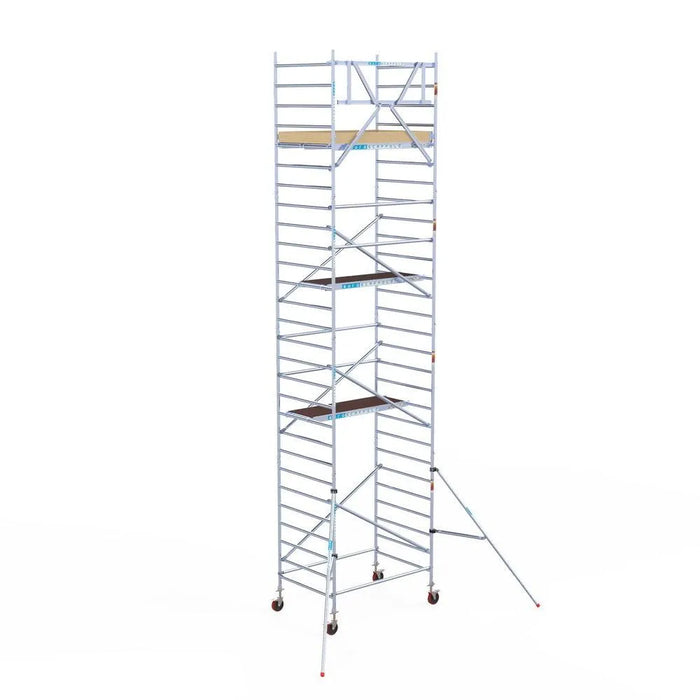 Rollgerüst Euroscaffold Basic 135x190 9,2m Arbeitshöhe Carbonplattform gegen Fassade - Gerüstexpress.de