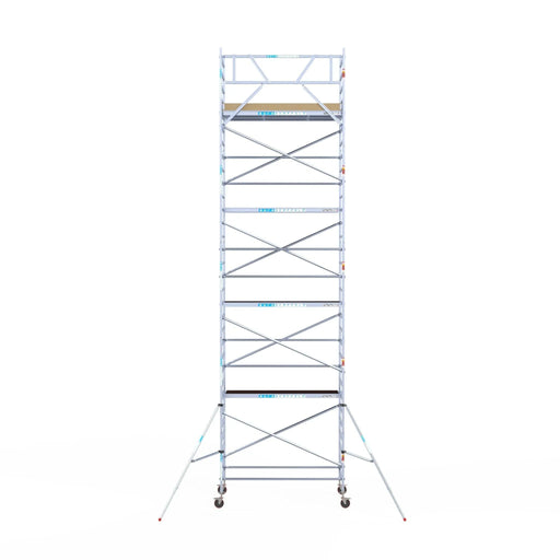Rollgerüst Euroscaffold Basic 135x250 10,2m Arbeitshöhe Carbonplattform gegen Fassade - Gerüstexpress.de