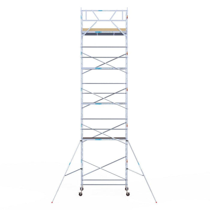 Rollgerüst Euroscaffold Basic 135x250 11,2m Arbeitshöhe Carbonplattform gegen Fassade - Gerüstexpress.de
