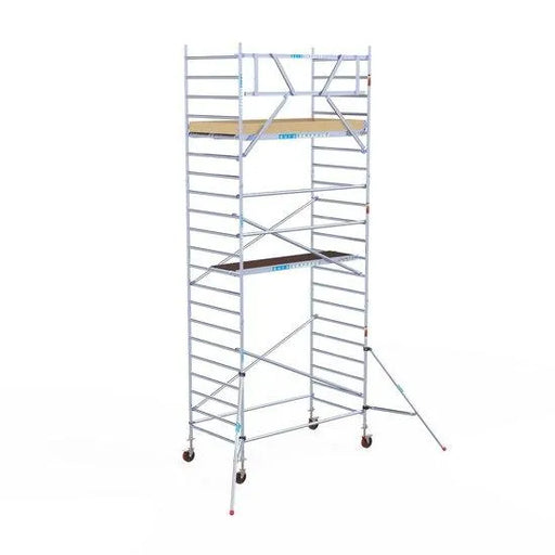 Rollgerüst Euroscaffold Basic 135x250 7,2m Arbeitshöhe an der Fassade - Gerüstexpress.de