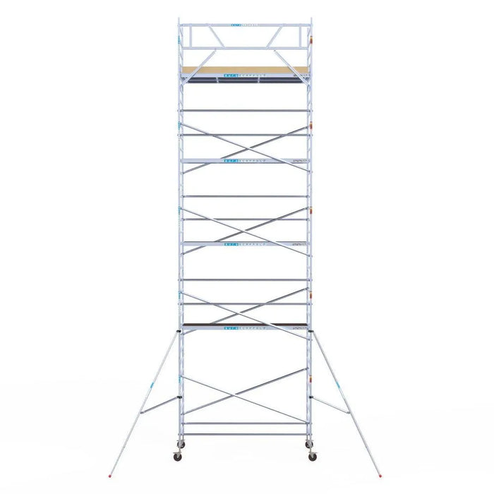 Rollgerüst Euroscaffold Basic 135x305 11,2m Arbeitshöhe Carbonplattform gegen Fassade - Gerüstexpress.de