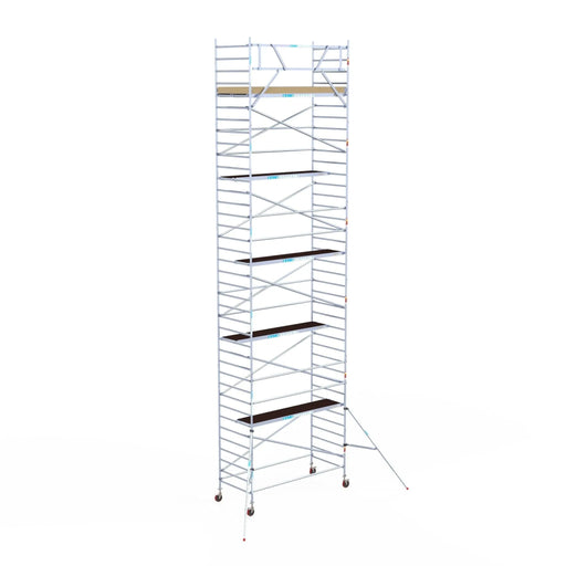 Rollgerüst Euroscaffold Basic 135x305 12,2m Arbeitshöhe Carbonplattform gegen Fassade - Gerüstexpress.de