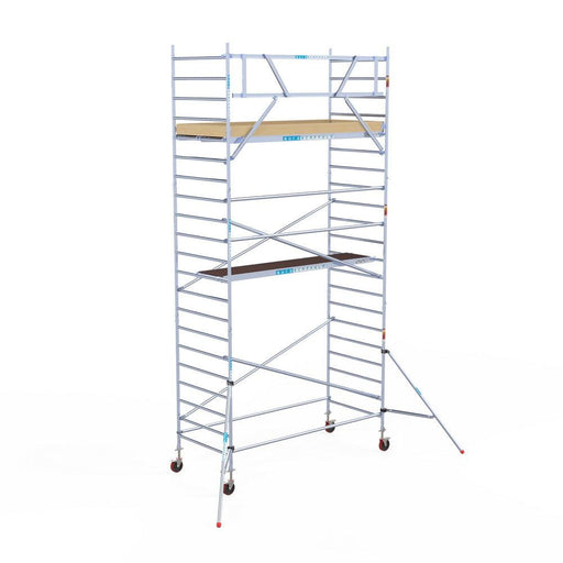 Rollgerüst Euroscaffold Basic 135x305 7,2m Arbeitshöhe an der Fassade - Gerüstexpress.de