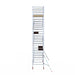 Rollgerüst Euroscaffold Basic 135x305 8,2m Arbeitshöhe an der Fassade - Gerüstexpress.de