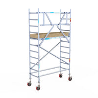 Rollgerüst Euroscaffold Basic 75x190 4,2m Arbeitshöhe Carbonplattform gegen Fassade