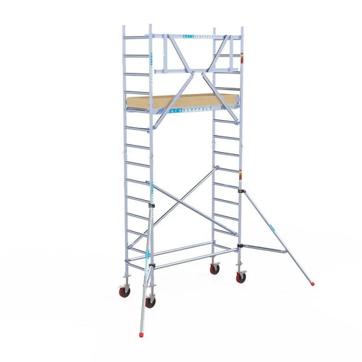 Rollgerüst Euroscaffold Basic 75x190 5,2m Arbeitshöhe Carbonplattform gegen Fassade - Gerüstexpress.de