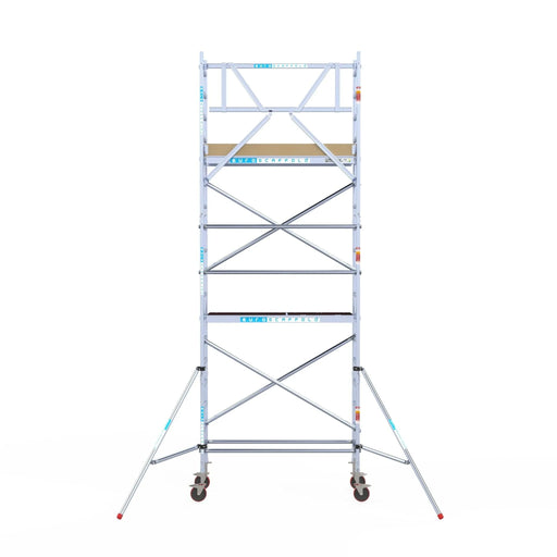 Rollgerüst Euroscaffold Basic 75x190 6,2m Arbeitshöhe an der Fassade - Gerüstexpress.de