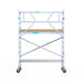 Rollgerüst Euroscaffold Basic 75x250 4,2m Arbeitshöhe Carbonplattform gegen Fassade - Gerüstexpress.de