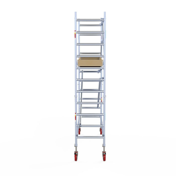 Rollgerüst Euroscaffold Basic 75x250 4,2m Arbeitshöhe Carbonplattform gegen Fassade - Gerüstexpress.de