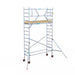 Rollgerüst Euroscaffold Basic 75x250 5,2m Arbeitshöhe an der Fassade - Gerüstexpress.de