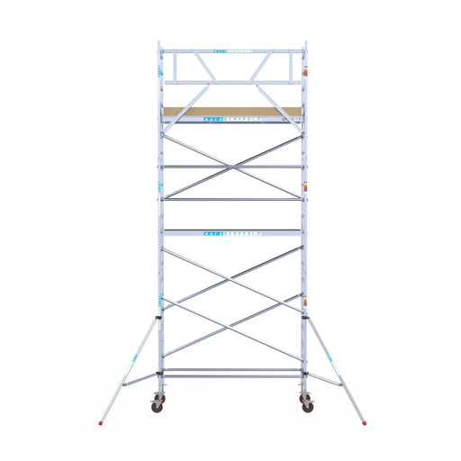 Rollgerüst Euroscaffold Basic 75x250 7,2m Arbeitshöhe Carbonplattform gegen Fassade - Gerüstexpress.de