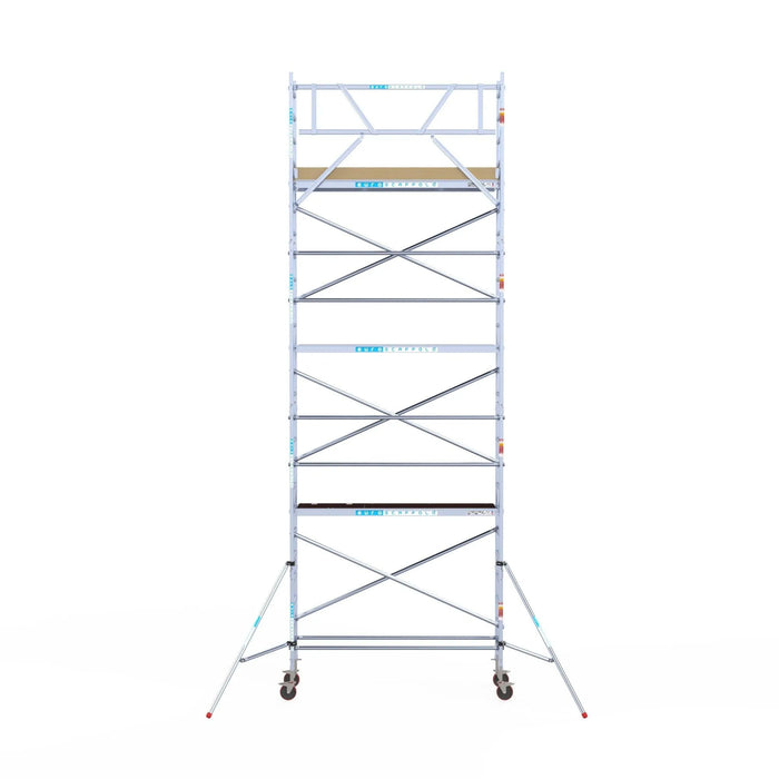 Rollgerüst Euroscaffold Basic 75x250 8,2m Arbeitshöhe Carbonplattform gegen Fassade - Gerüstexpress.de