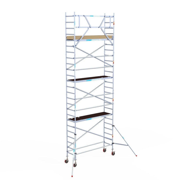 Rollgerüst Euroscaffold Basic 75x250 8,2m Arbeitshöhe Carbonplattform gegen Fassade - Gerüstexpress.de
