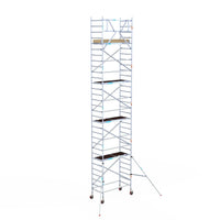 Rollgerüst Euroscaffold Basic 90x190 10,2m Arbeitshöhe Carbonplattform gegen Fassade