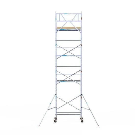 Rollgerüst Euroscaffold Basic 90x190 9,2m Arbeitshöhe Carbonplattform gegen Fassade - Gerüstexpress.de