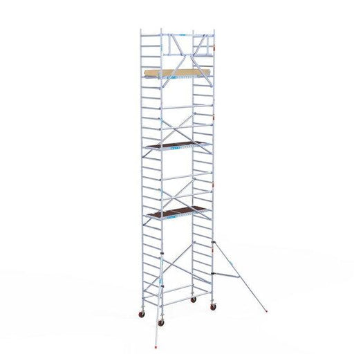Rollgerüst Euroscaffold Basic 90x190 9,2m Arbeitshöhe Carbonplattform gegen Fassade - Gerüstexpress.de