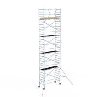 Rollgerüst Euroscaffold Basic 90x250 10,2m Arbeitshöhe an der Fassade