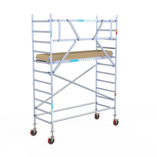 Rollgerüst Euroscaffold Basic 90x250 4,2m Arbeitshöhe an der Fassade - Gerüstexpress.de