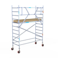 Echafaudage roulant Euroscaffold Basic 90x250 hauteur de travail 4,2m plateforme carbone contre façade