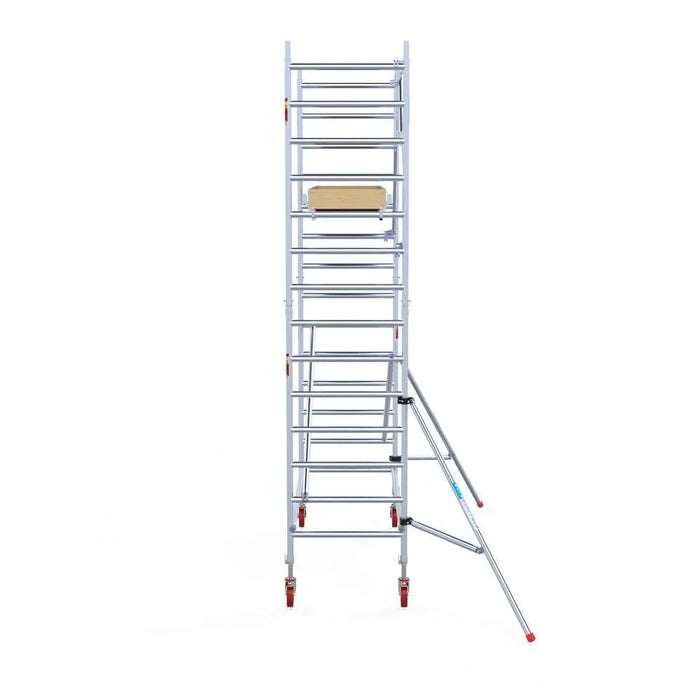 Rollgerüst Euroscaffold Basic 90x250 5,2m Arbeitshöhe Carbonplattform gegen Fassade - Gerüstexpress.de