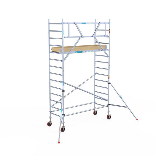 Rollgerüst Euroscaffold Basic 90x250 5,2m Arbeitshöhe Carbonplattform gegen Fassade - Gerüstexpress.de