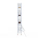 Rollgerüst Euroscaffold Basic 90x250 9,2m Arbeitshöhe Carbonplattform gegen Fassade - Gerüstexpress.de