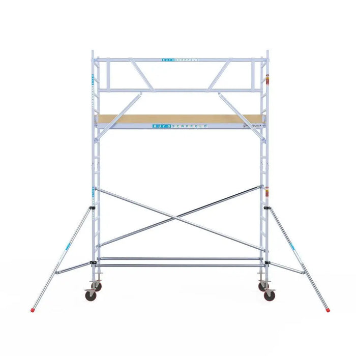 Rollgerüst Euroscaffold Basic 90x305 5,2m Arbeitshöhe an der Fassade - Gerüstexpress.de