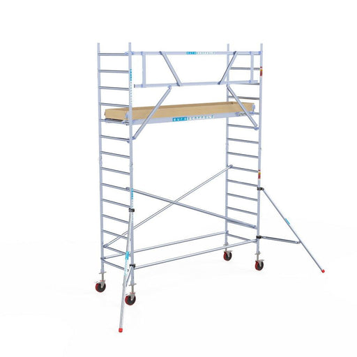 Rollgerüst Euroscaffold Basic 90x305 5,2m Arbeitshöhe Carbonplattform gegen Fassade - Gerüstexpress.de