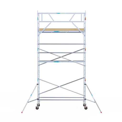 Rollgerüst Euroscaffold Basic 90x305 7,2m Arbeitshöhe Carbonplattform gegen Fassade - Gerüstexpress.de