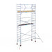 Rollgerüst Euroscaffold Basic 90x305 7,2m Arbeitshöhe Carbonplattform gegen Fassade - Gerüstexpress.de