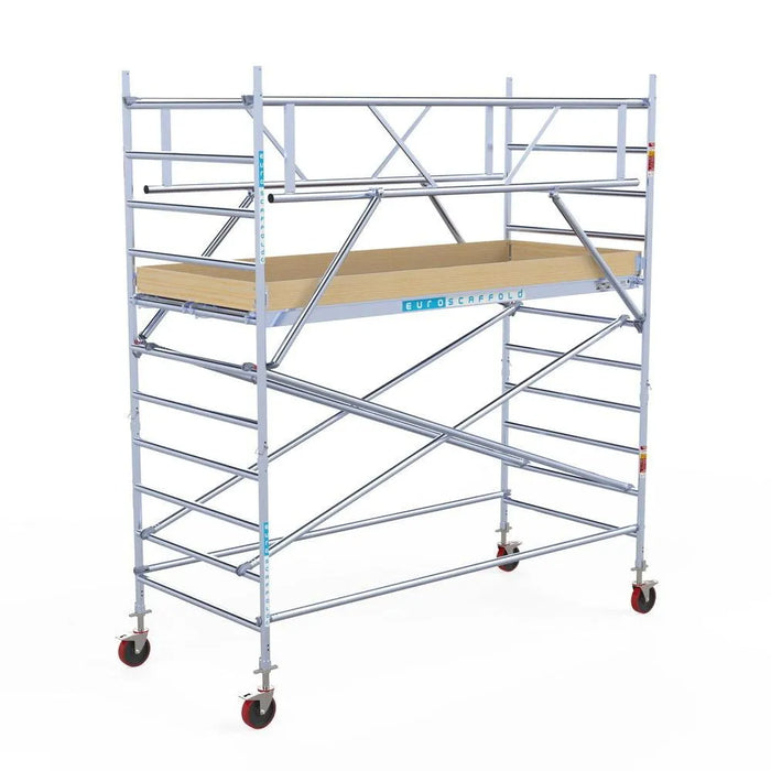 Rollgerüst Euroscaffold Basic Plus 135x305 4,2m Arbeitshöhe freistehend mit Carbonplattform - Gerüstexpress.de