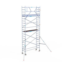 Rollgerüst Euroscaffold Original 75x250 7,2m Arbeitshöhe an der Fassade