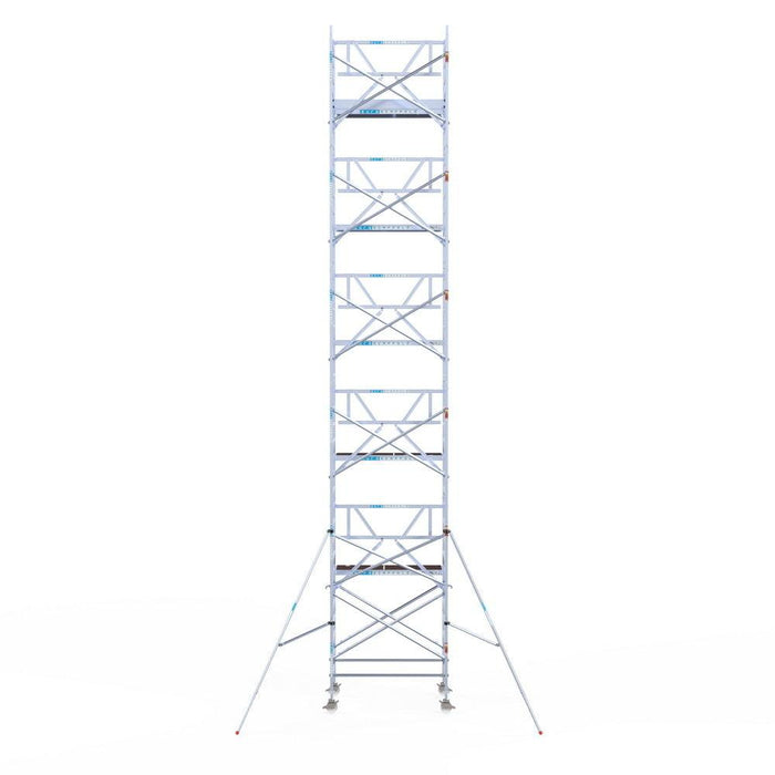 Rollgerüst Euroscaffold Professionell 135x190 12,2m Arbeitshöhe Carbonplattform gegen Fassade - Gerüstexpress.de