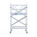 Rollgerüst Euroscaffold Professionell 135x190 4,2m Arbeitshöhe Carbonplattform gegen Fassade - Gerüstexpress.de
