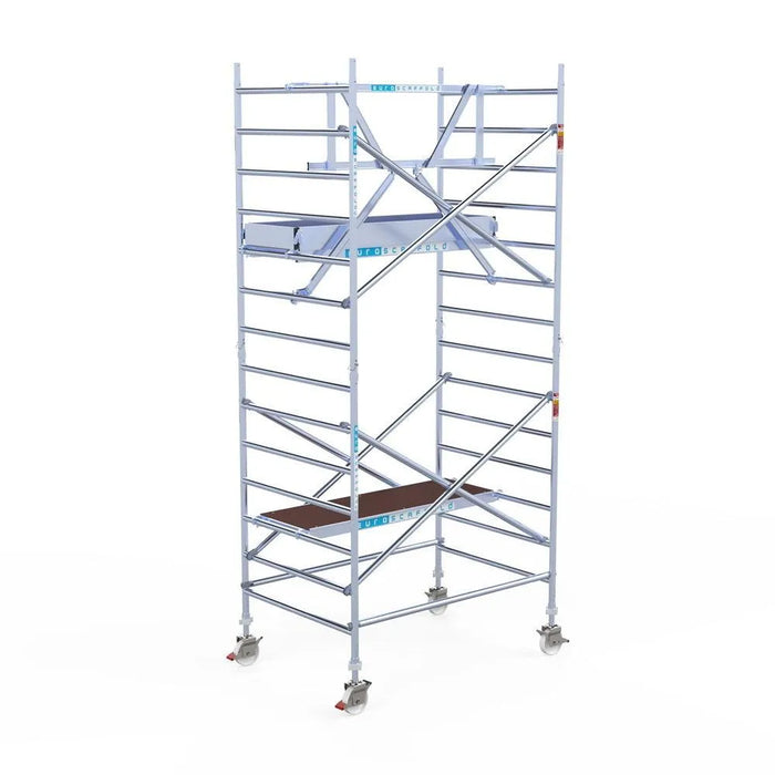 Rollgerüst Euroscaffold Professionell 135x190 5,2m Arbeitshöhe Carbonplattform gegen Fassade - Gerüstexpress.de