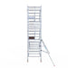Rollgerüst Euroscaffold Professionell 135x190 6,2m Arbeitshöhe an der Fassade - Gerüstexpress.de