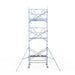 Rollgerüst Euroscaffold Professionell 135x190 7,2m Arbeitshöhe Carbonplattform gegen Fassade - Gerüstexpress.de