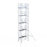 Rollgerüst Euroscaffold Professionell 135x250 11,2m Arbeitshöhe Carbonplattform gegen Fassade