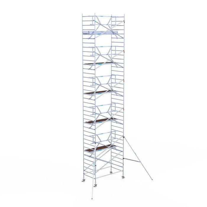 Rollgerüst Euroscaffold Professionell 135x250 12,2m Arbeitshöhe Carbonplattform gegen Fassade - Gerüstexpress.de