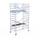Rollgerüst Euroscaffold Professionell 135x250 5,2m Arbeitshöhe an der Fassade - Gerüstexpress.de
