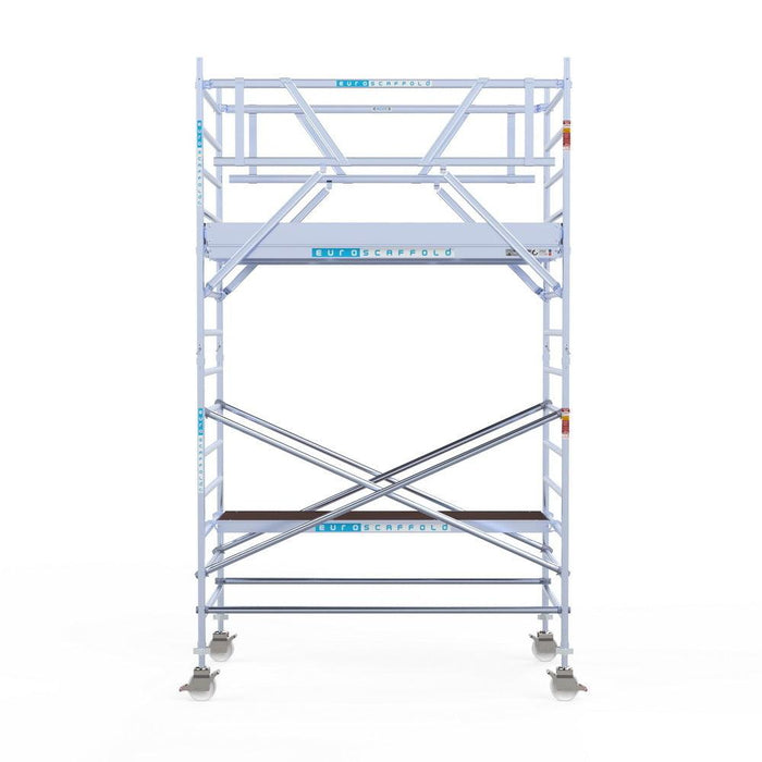 Rollgerüst Euroscaffold Professionell 135x250 5,2m Arbeitshöhe Carbonplattform freistehend - Gerüstexpress.de